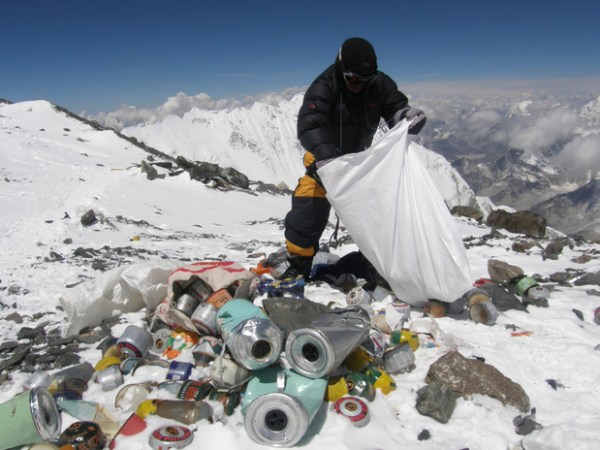 La montaña no es un vertedero, lleva de vuelta lo que&nbsp;subes